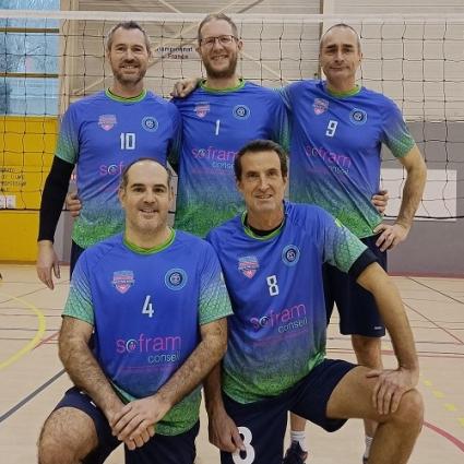 Volley assis