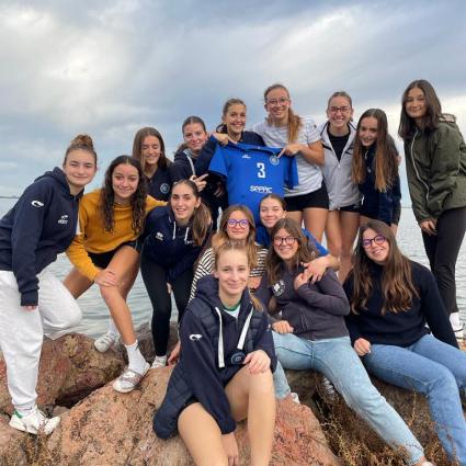 Équipe M18 filles vainqueur en Coupe de France